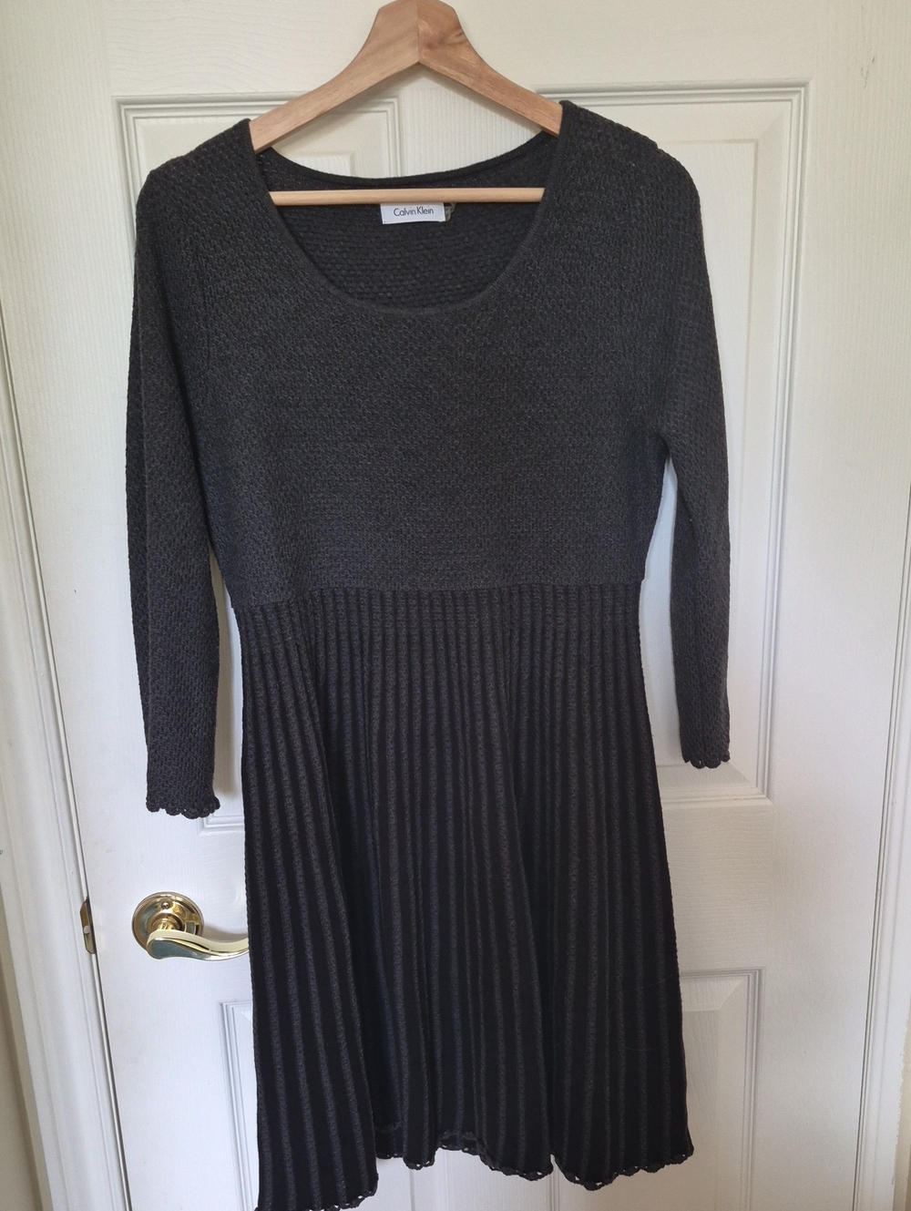Black/ Gray Scalloped Knit Tunic Dress Charcoal Black Xlg Fits Like Lg